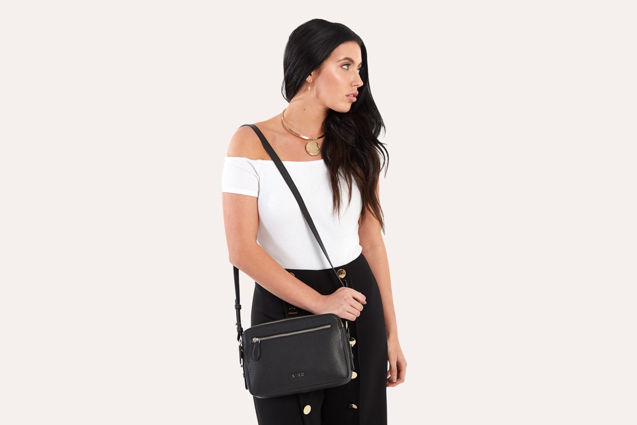 Classic Crossbody Leather Bag