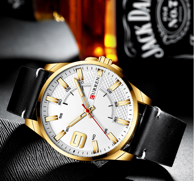 ALLURING CLASSIC LEATHER WATCH